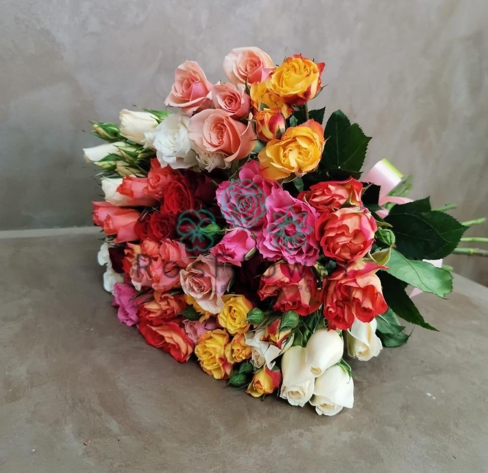 Букет цветов из: Розы в Ферме