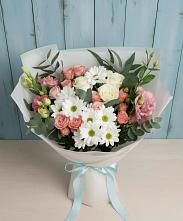 Букет цветов из:  Розы, Лизиантусы и Хризантемы #REPLACE_PRED# Ферме