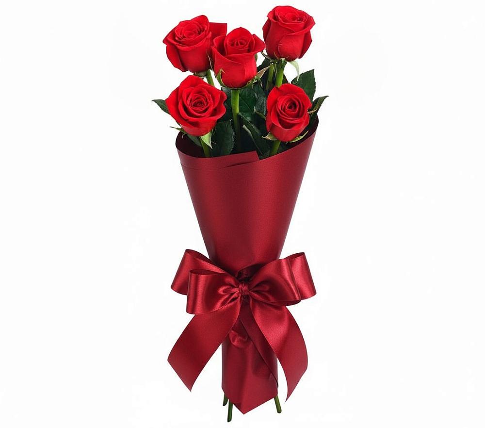 Букет 5 Красных роз Эдлесс Лав в Ферме