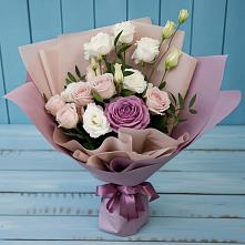 Букет цветов из:  Розы и Лизиантусы в Ферме