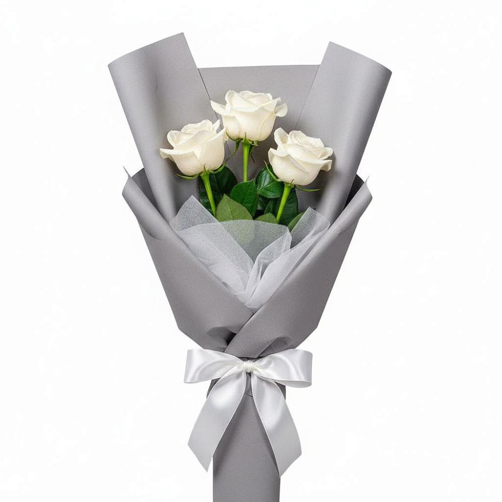 Букет 3 белые розы в Ферме