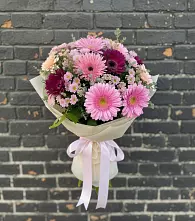 Букет цветов из:  Герберы и Хризантемы в Ферме