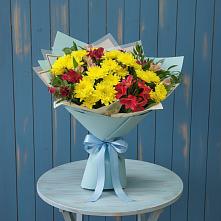 Букет цветов из:  Альстромерии и Хризантемы в Ферме