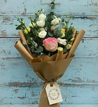 Букет цветов из:  Розы и Лизиантусы #REPLACE_PRED# Ферме
